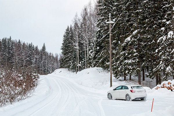 Multas que pueden ponerte en coche cuando nieva